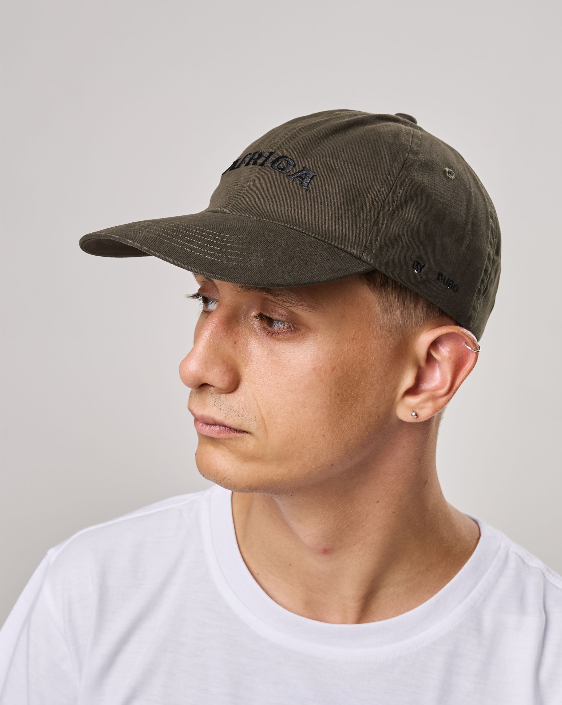 Šiltovka AFRICA tmavo sivá